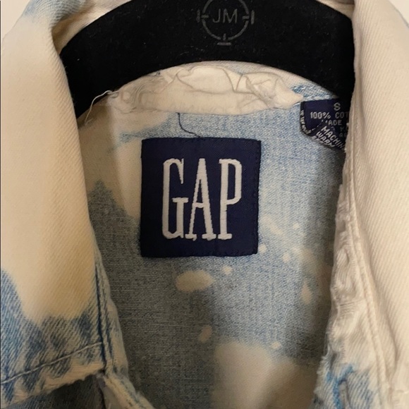 Vintage Gap soft denim button up - Picture 7 of 11